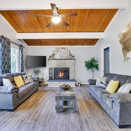 Chic And Stylish Home Hot Tub,4 Bedrooms, Game Movie Room, Firepit, Arcades, Playground On Site 2 Min Walk From Pool And Lake Tobyhanna Exteriör bild