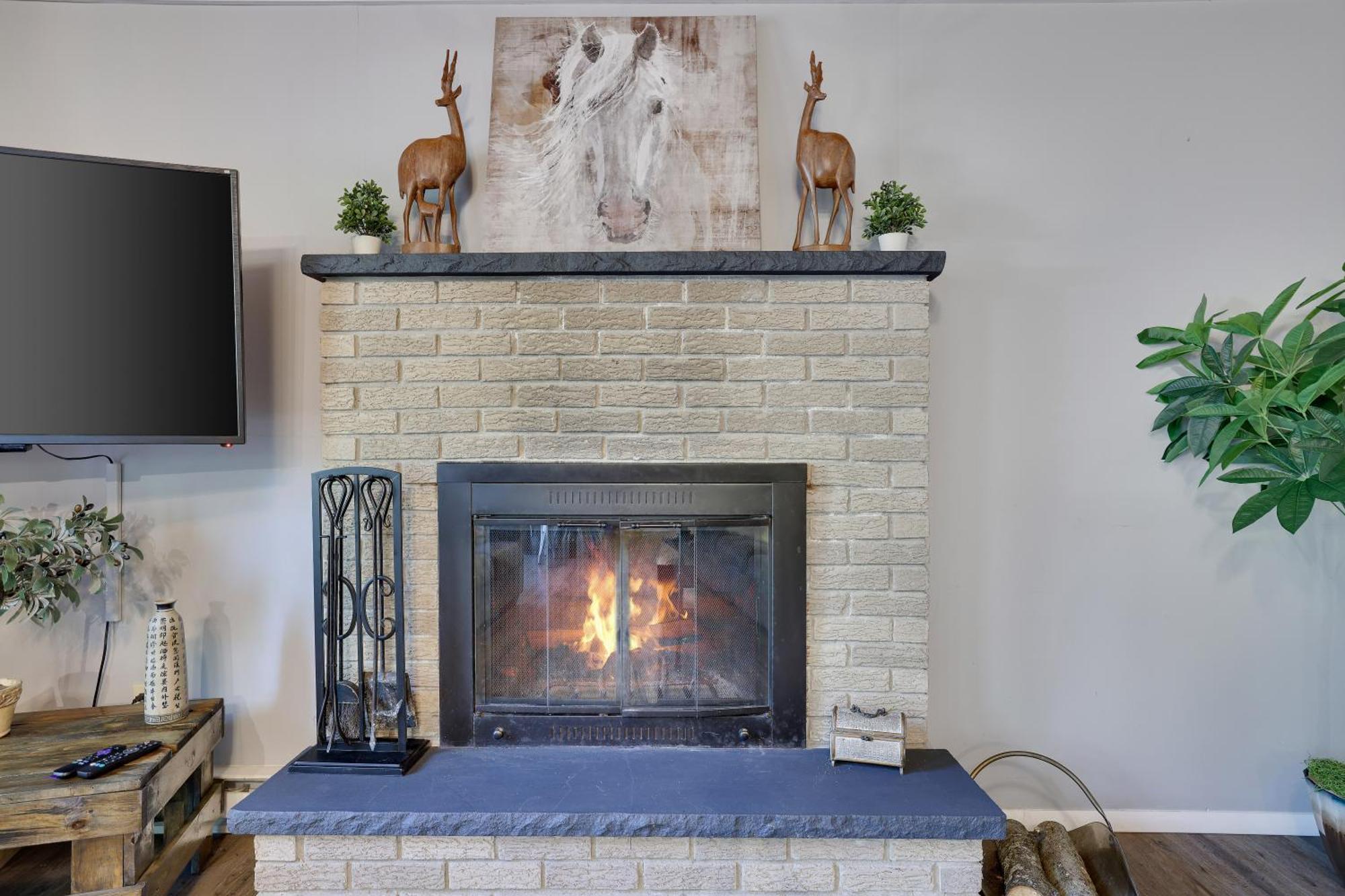 Chic And Stylish Home Hot Tub,4 Bedrooms, Game Movie Room, Firepit, Arcades, Playground On Site 2 Min Walk From Pool And Lake Tobyhanna Exteriör bild