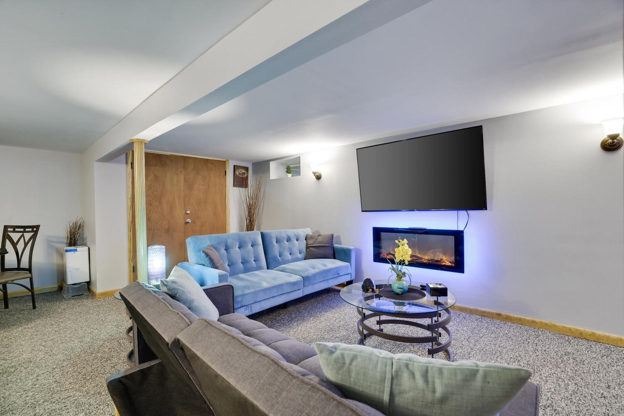 Chic And Stylish Home Hot Tub,4 Bedrooms, Game Movie Room, Firepit, Arcades, Playground On Site 2 Min Walk From Pool And Lake Tobyhanna Exteriör bild